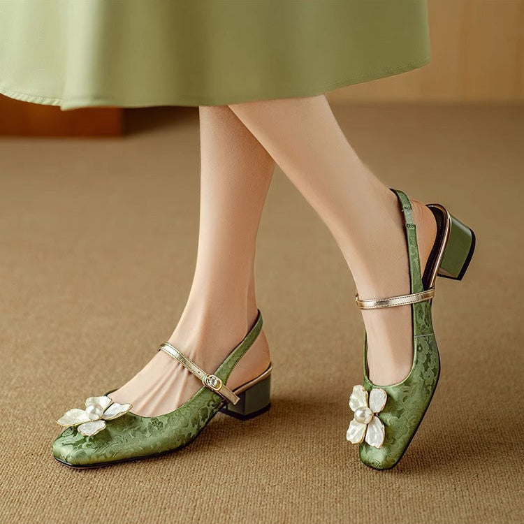 Susanna - Elegant Shoes with Floral Detail