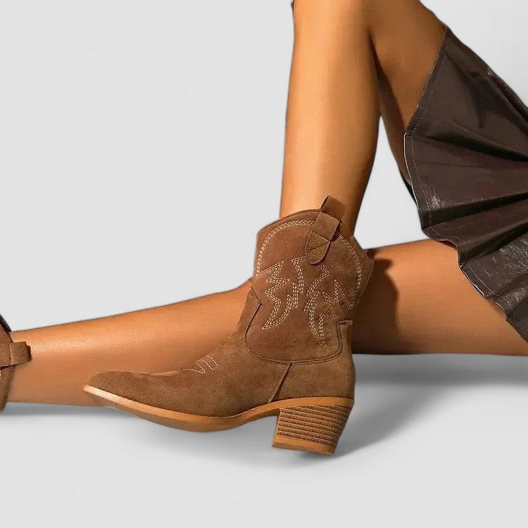 Lois - Western Orthopaedic Boots