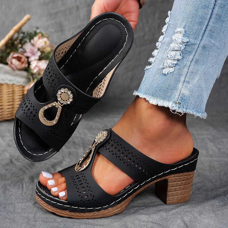 Noémie - Orthopaedic Sandals