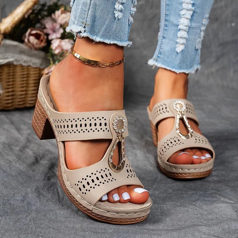 Noémie - Orthopaedic Sandals