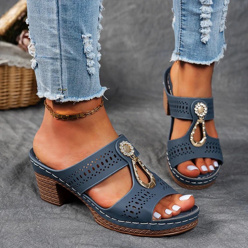 Noémie - Orthopaedic Sandals