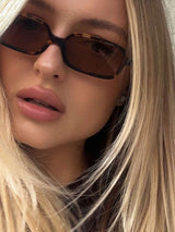 Skarlett - Glamorous Sunglasses