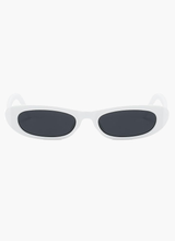 Zayleigh - Trendy Sunglasses