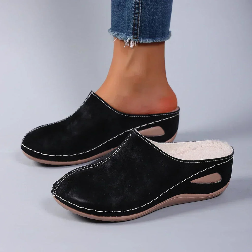 Averia - Orthopaedic Slip-Ons