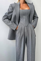 Elegance - Three-Piece Set