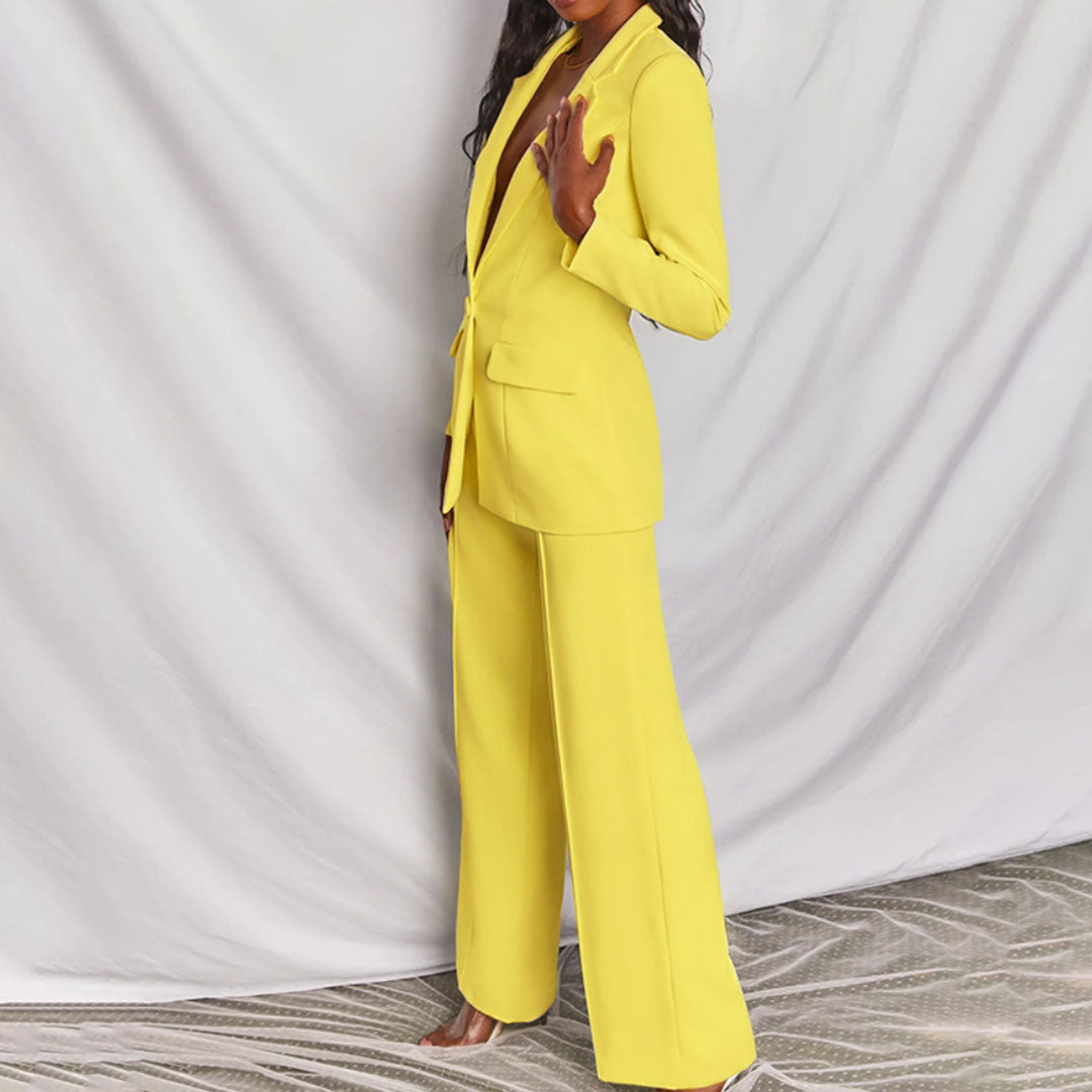 Lara - Elegant Blazer and Trousers