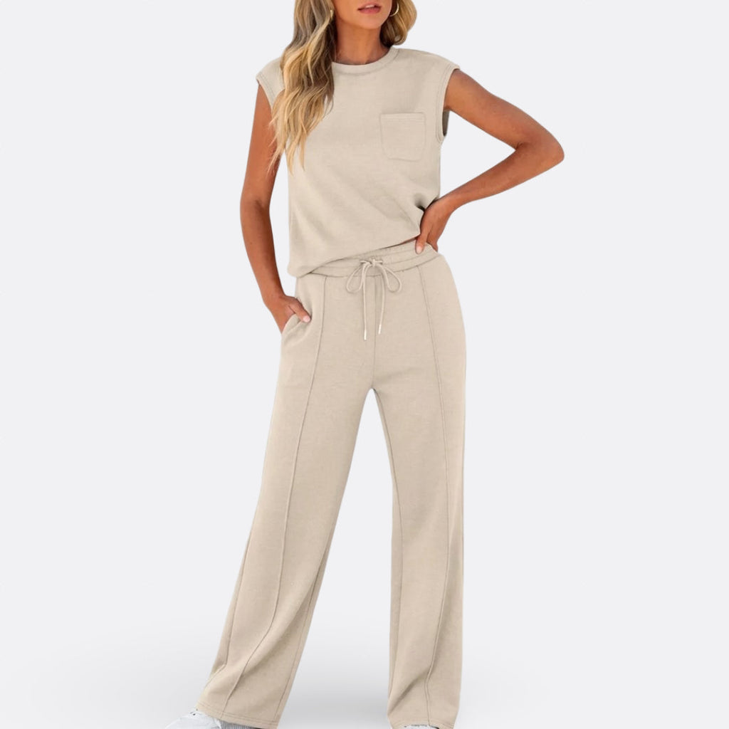 Iris - Casual Set in Soft Lounge Fabric