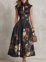 Sarah - Floral Keyhole Pleated Midi Dress