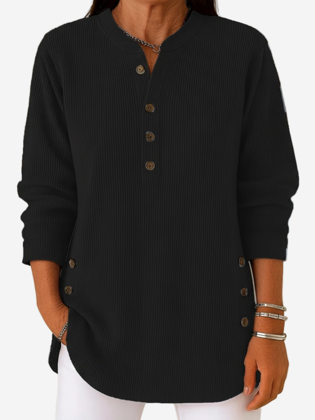 Taisie - Comfortable Sweater