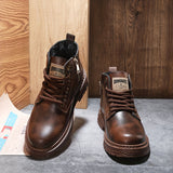 Hunter - Brown Lace-Up Boots with Vintage Finish