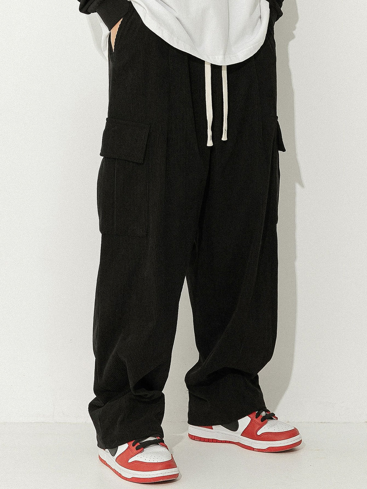 Louis - Loose Fit Corduroy Cargo Trousers