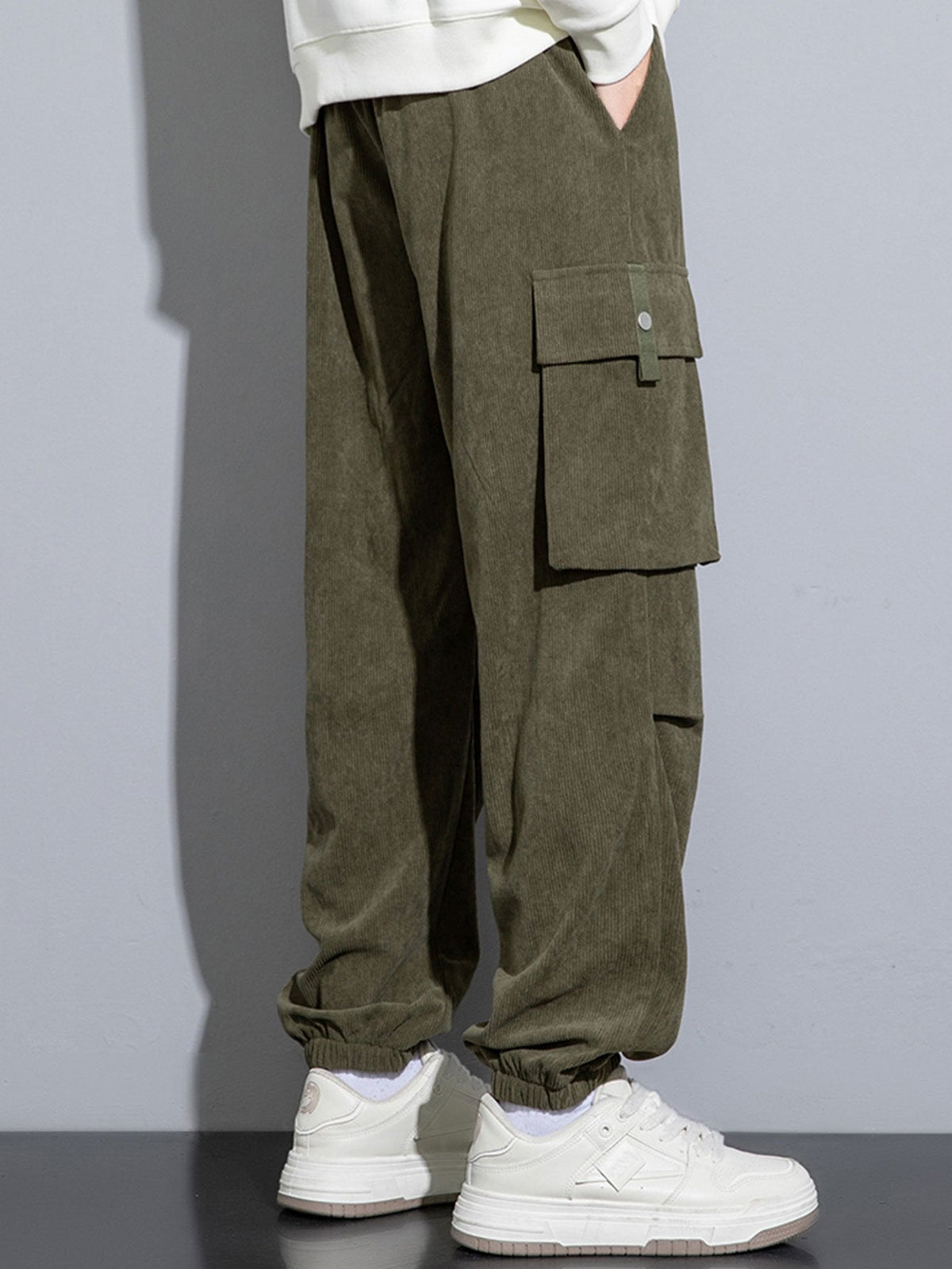 Simon - Corduroy Cargo Joggers