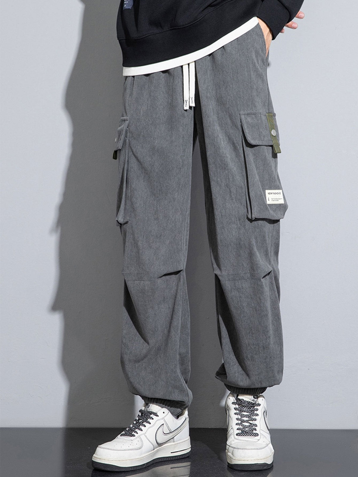 Simon - Corduroy Cargo Joggers