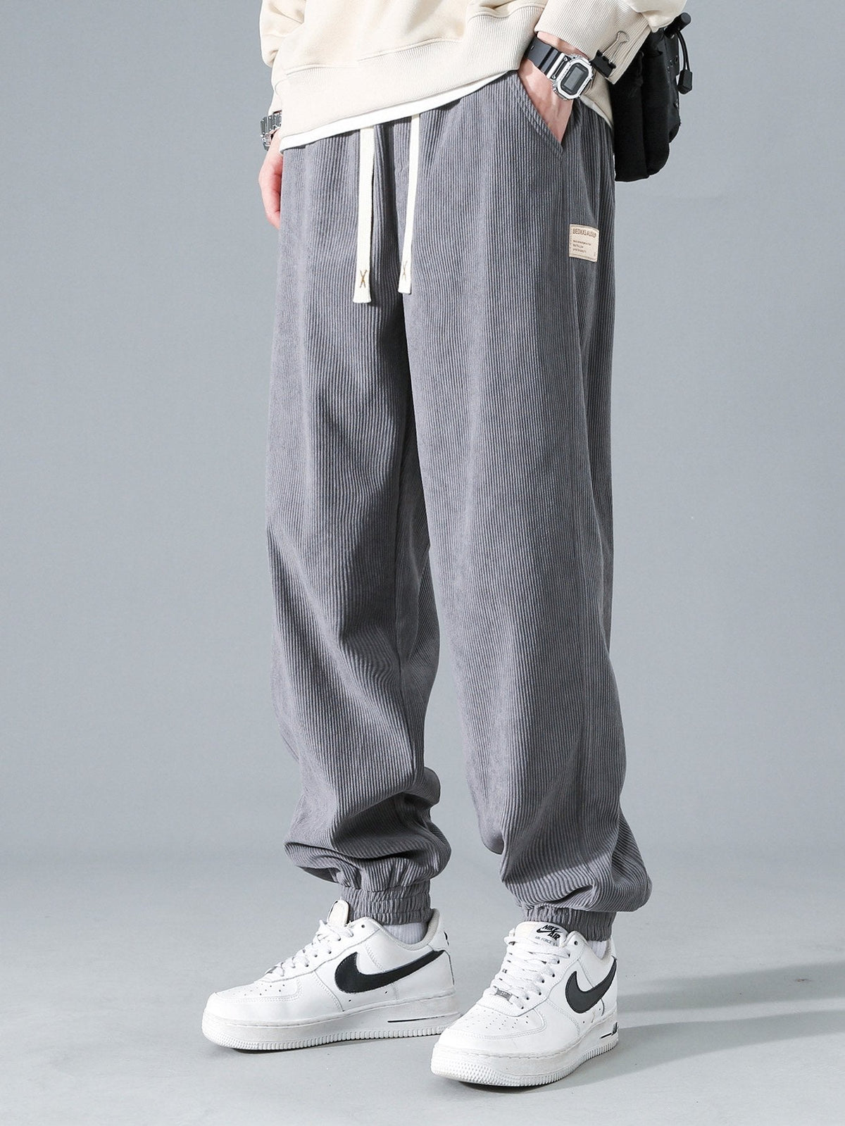 Francois - Corduroy Joggers with Drawstring