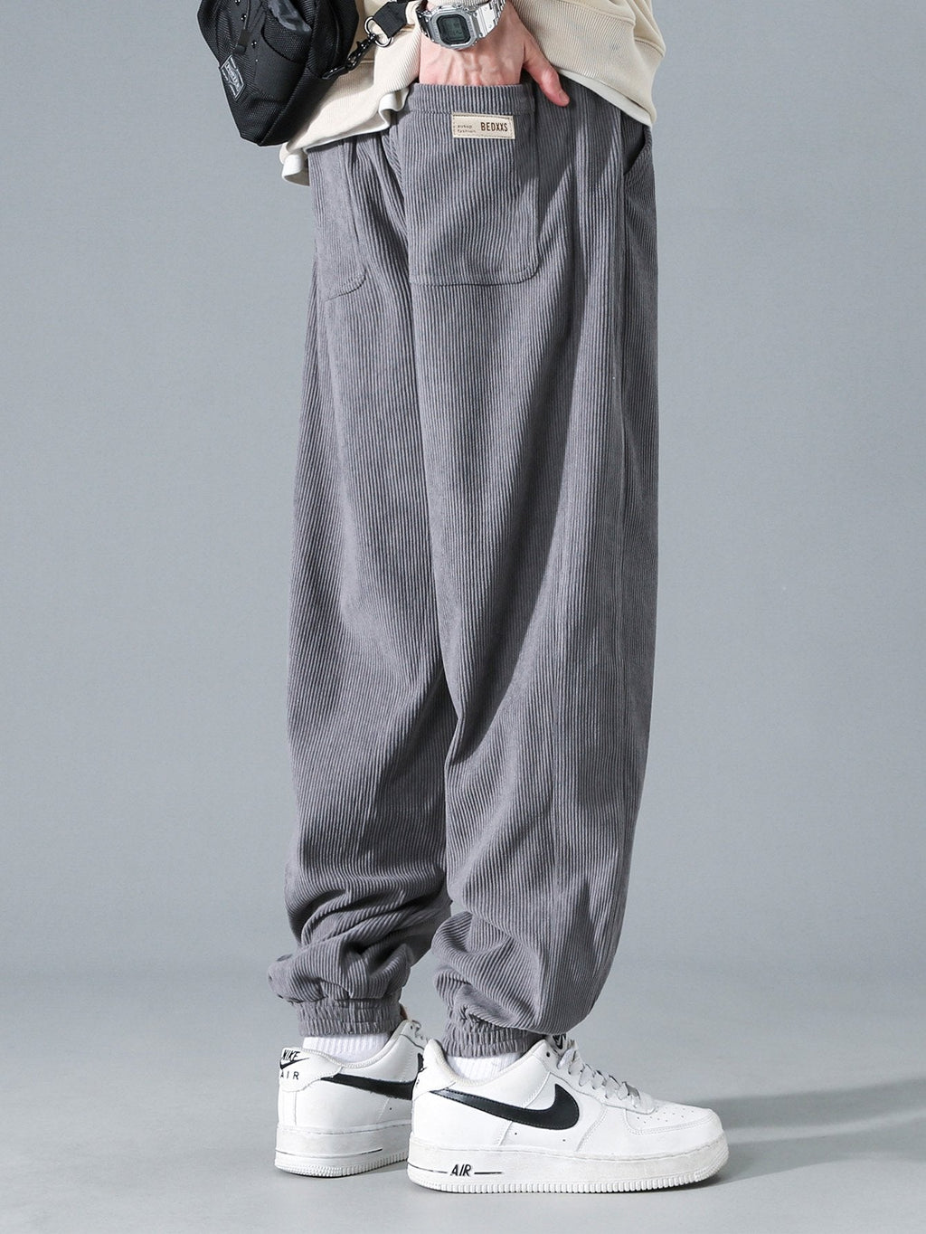 Francois - Corduroy Joggers with Drawstring