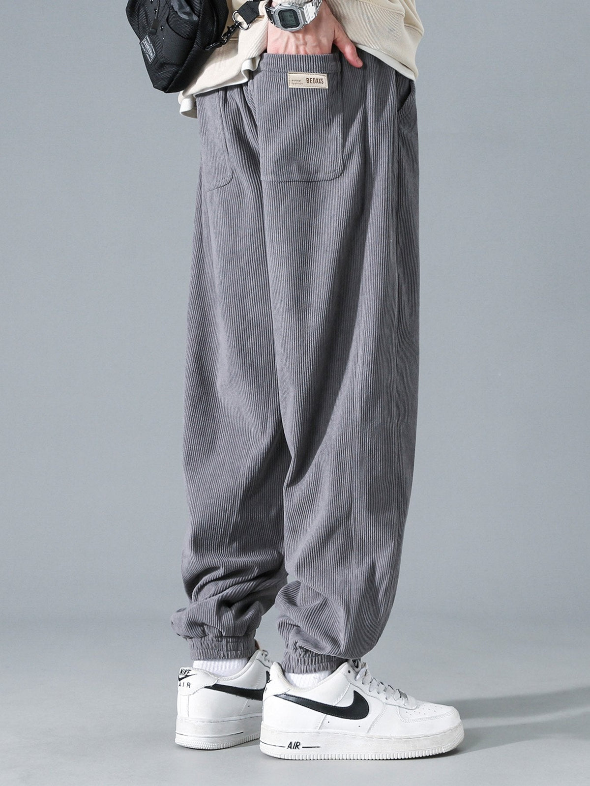 Francois - Corduroy Joggers with Drawstring