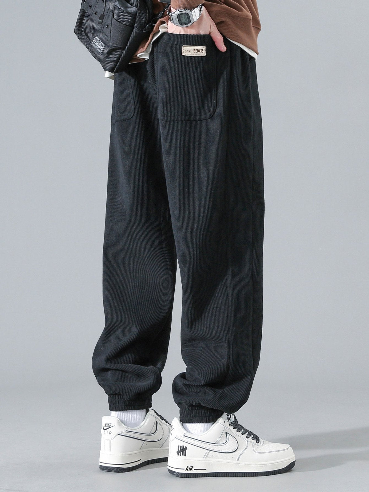 Francois - Corduroy Joggers with Drawstring