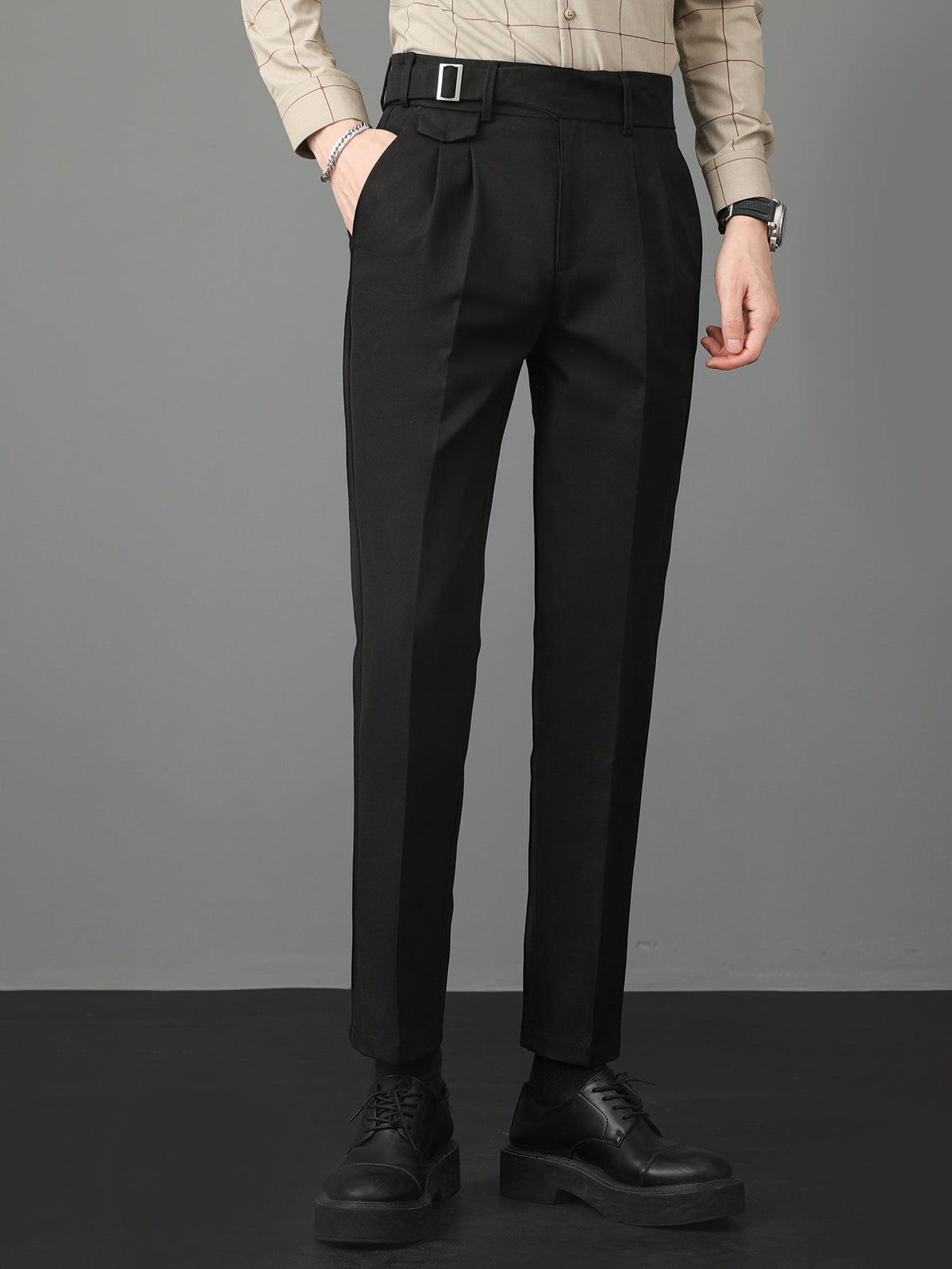 Denis - Lightweight Slim Fit Trousers
