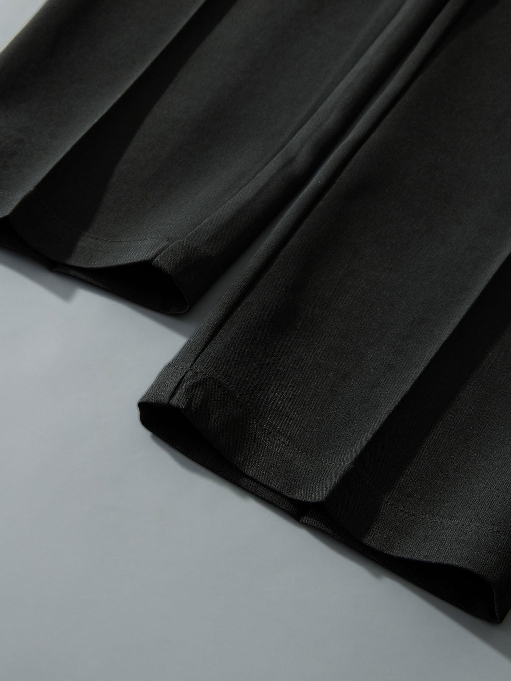 Alain - Relaxed Fit Straight Leg Trousers