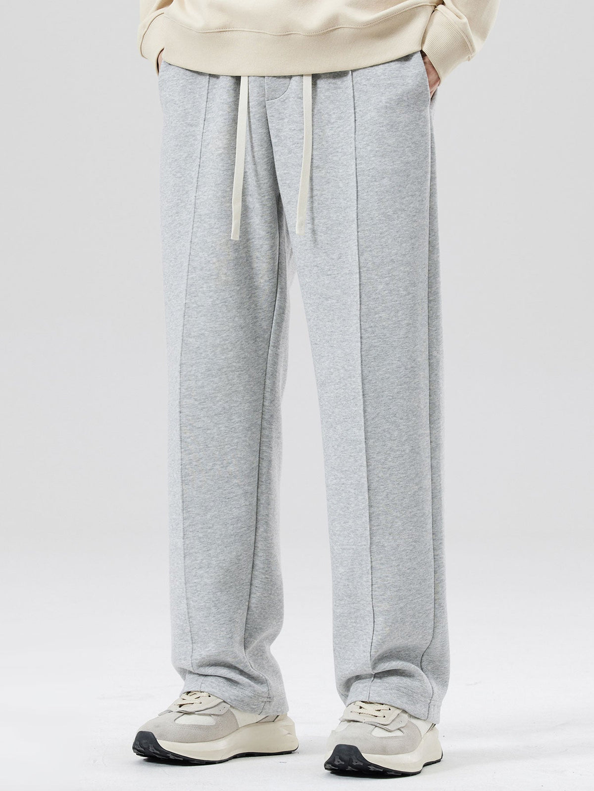 Justin - Pleated Sweatpants