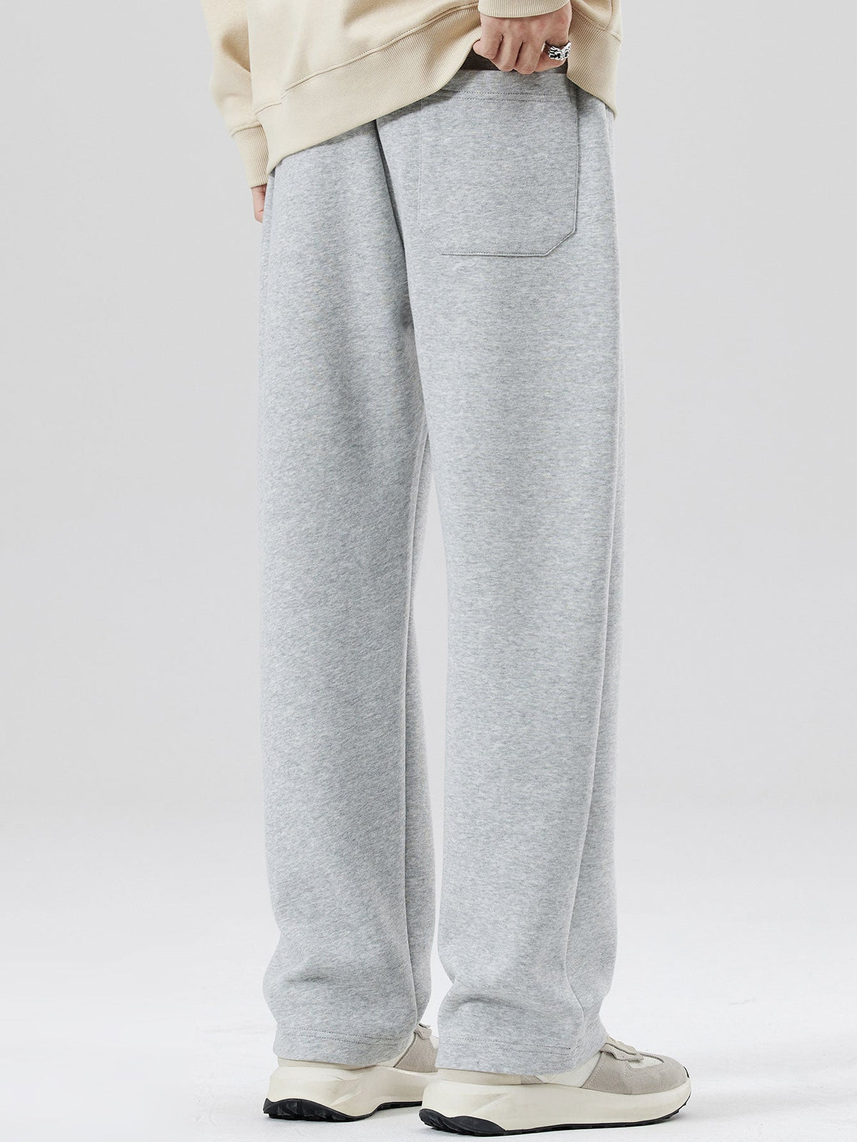 Justin - Pleated Sweatpants