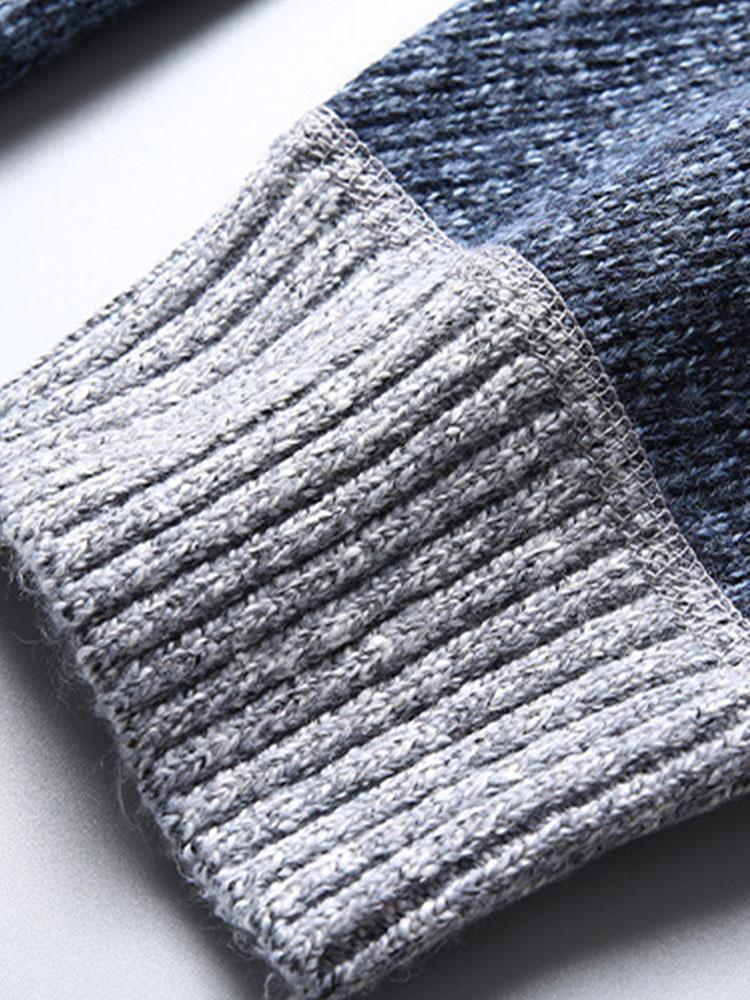 Reese - Contrast Zip Sweater