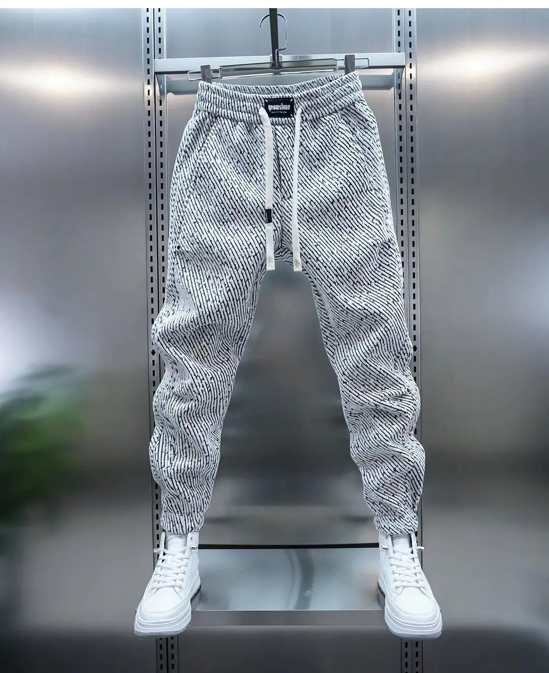 Vernon - Textured Knit Joggers
