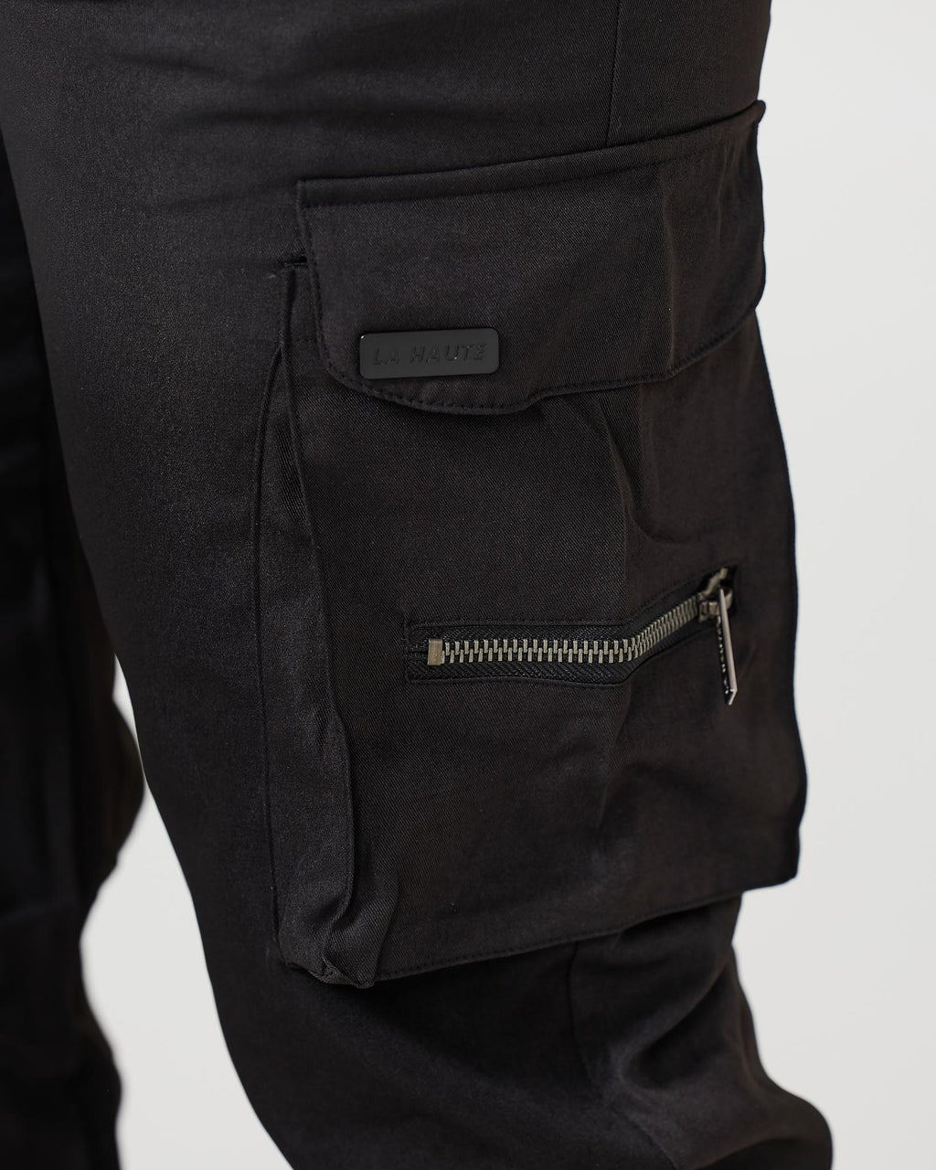Eva Chester Black Cargo Trousers – photo 9